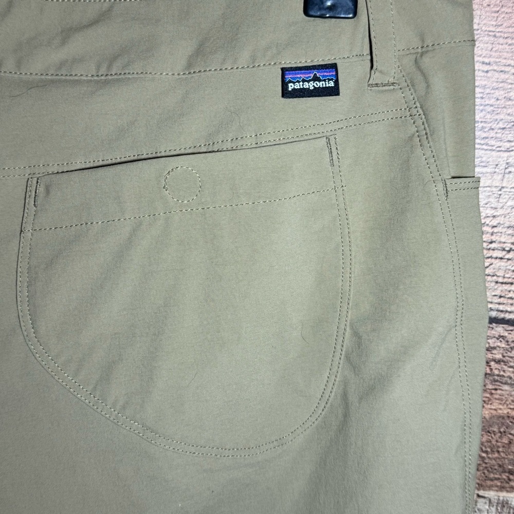 Patagonia Woman’s Rock Craft Shorts size 14 w/ 5” Inseam Low Rise Outdoor Hiking - Picture 6 of 12